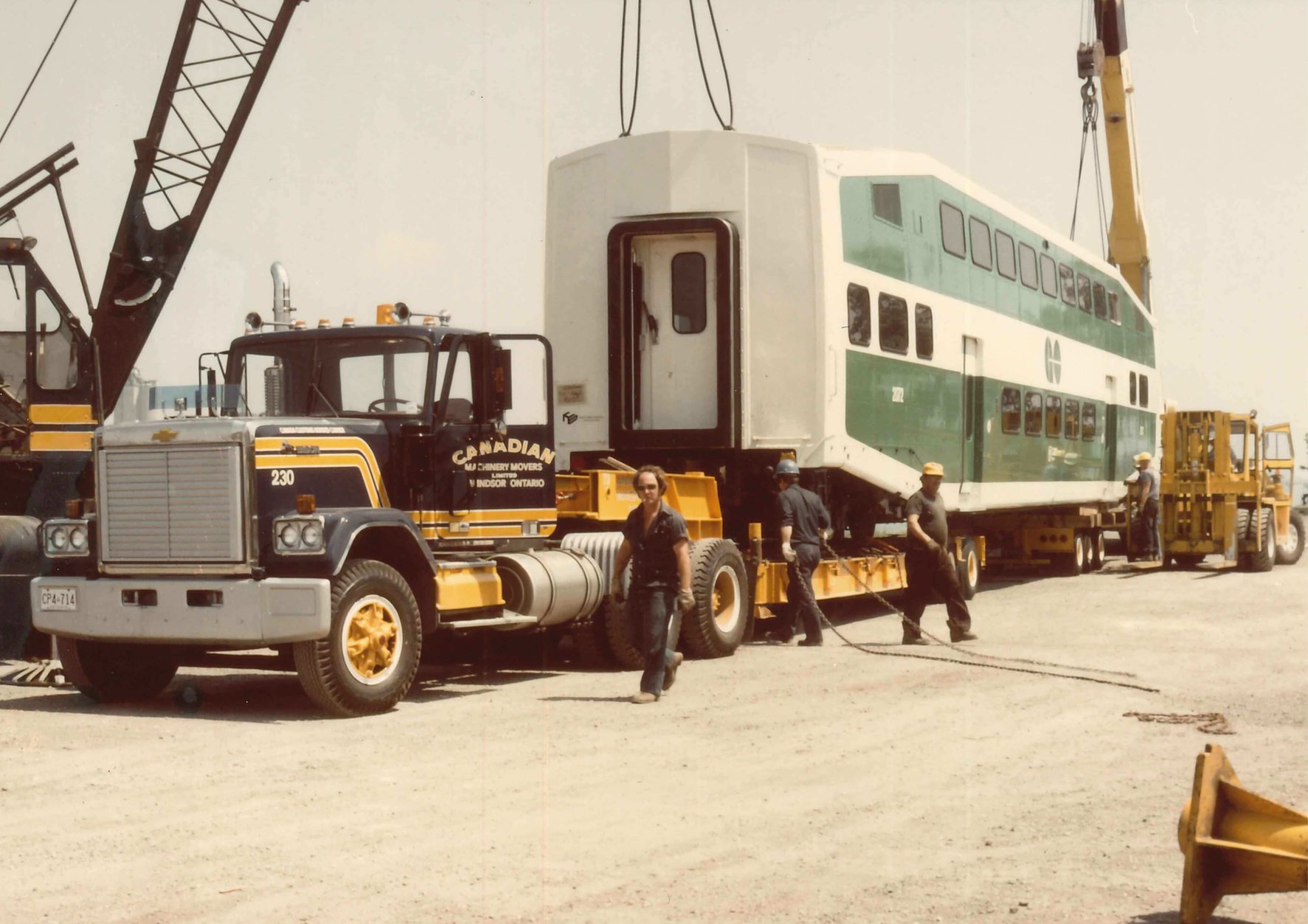 Voiture à deux étages d’un train de GO en 1978